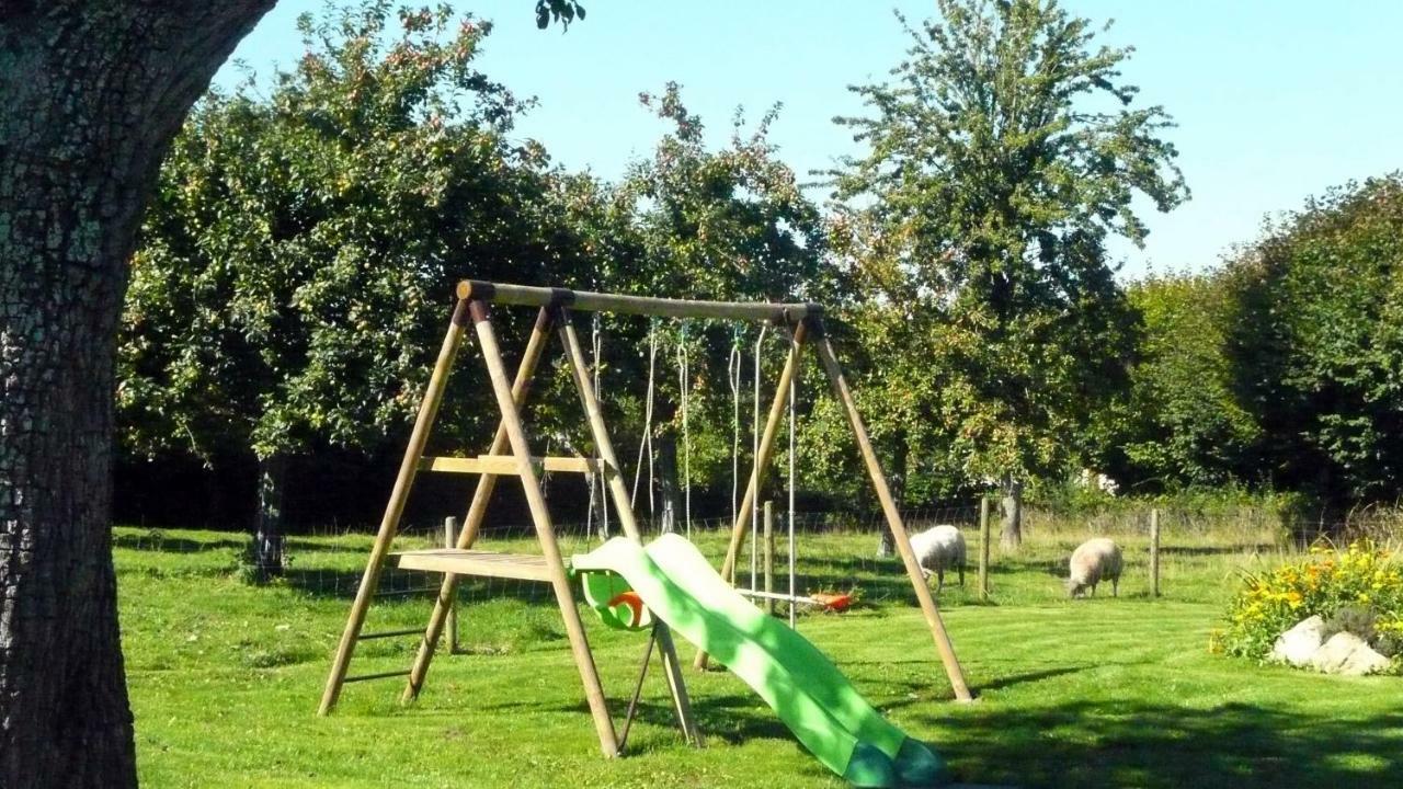 Gite De La Cour Vautier Mandeville-en-Bessin Esterno foto