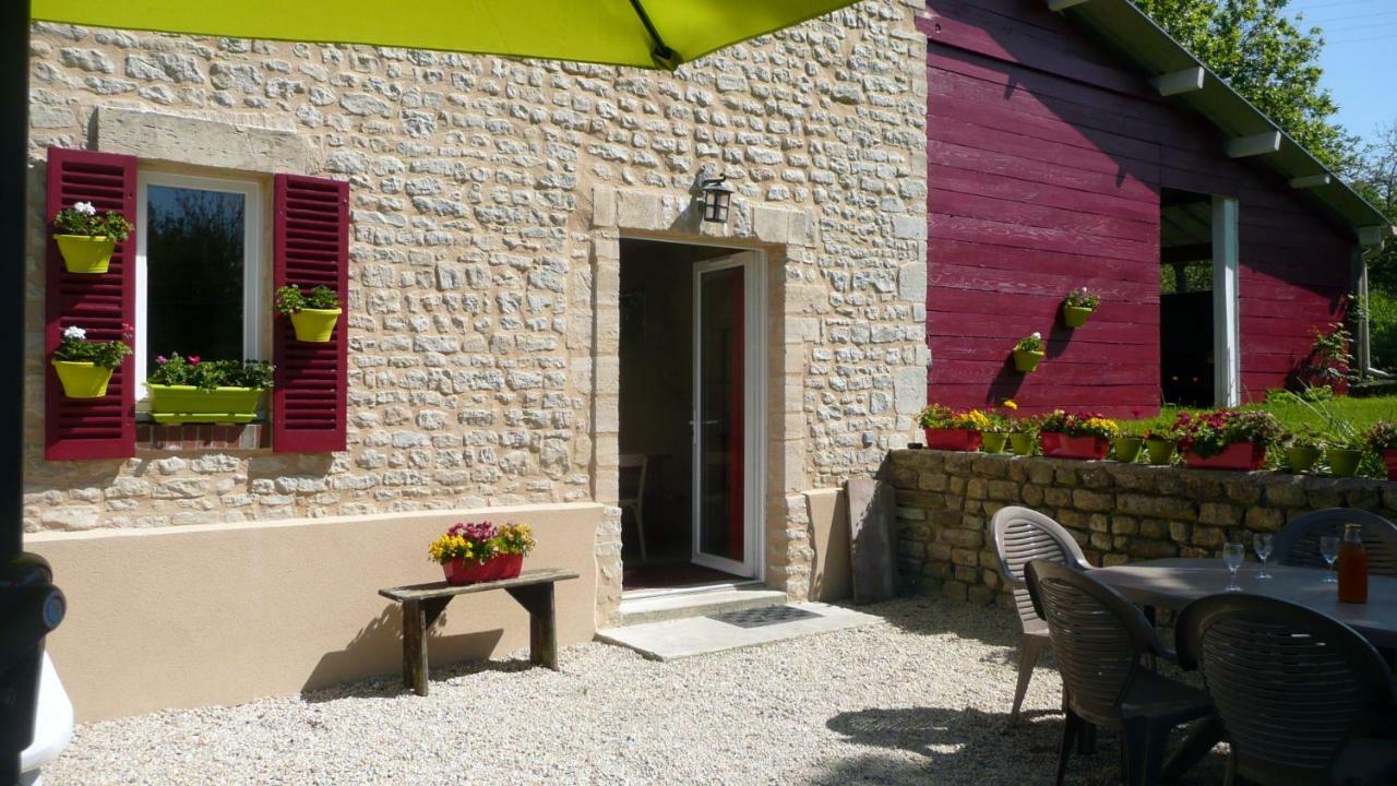 Gite De La Cour Vautier Mandeville-en-Bessin Esterno foto